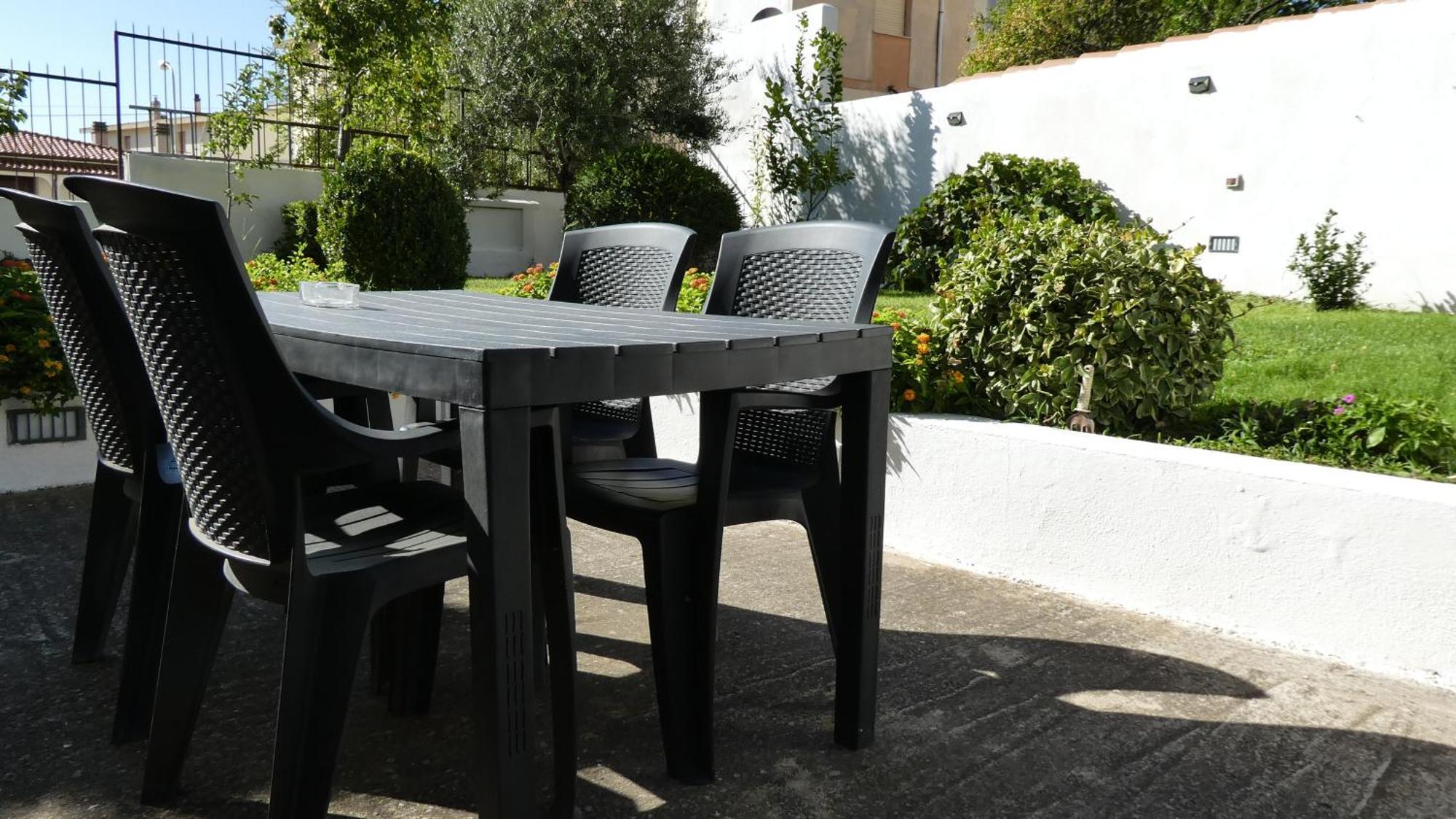 B&B Oliena Bagian luar foto